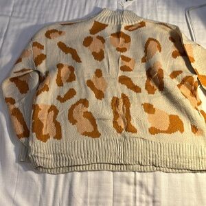 Women's Round Neck Pullover Long Sleeve Leopard Print Knitted Sweater Size L